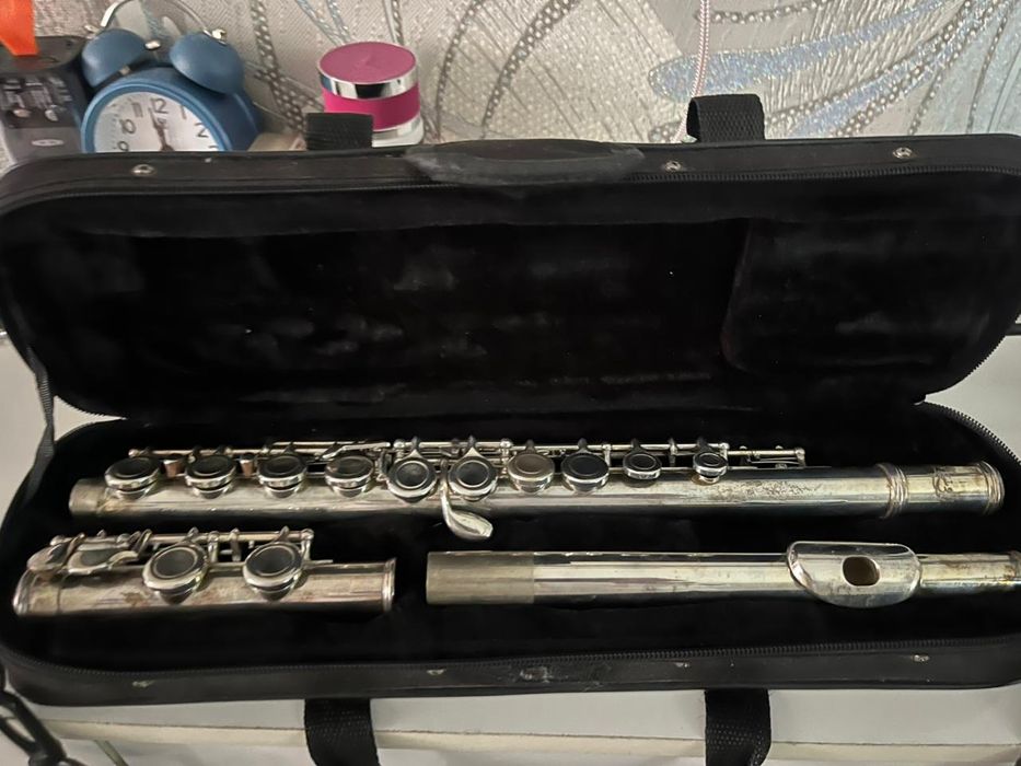 Флейта от бренда Rowell