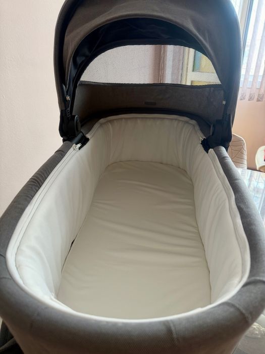 Кош за новородено Cybex Cot S Lux, стол за кола AtonBi-size + адаптори
