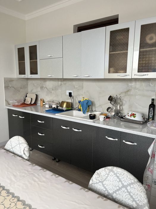 Продам кухонную гарнитуру