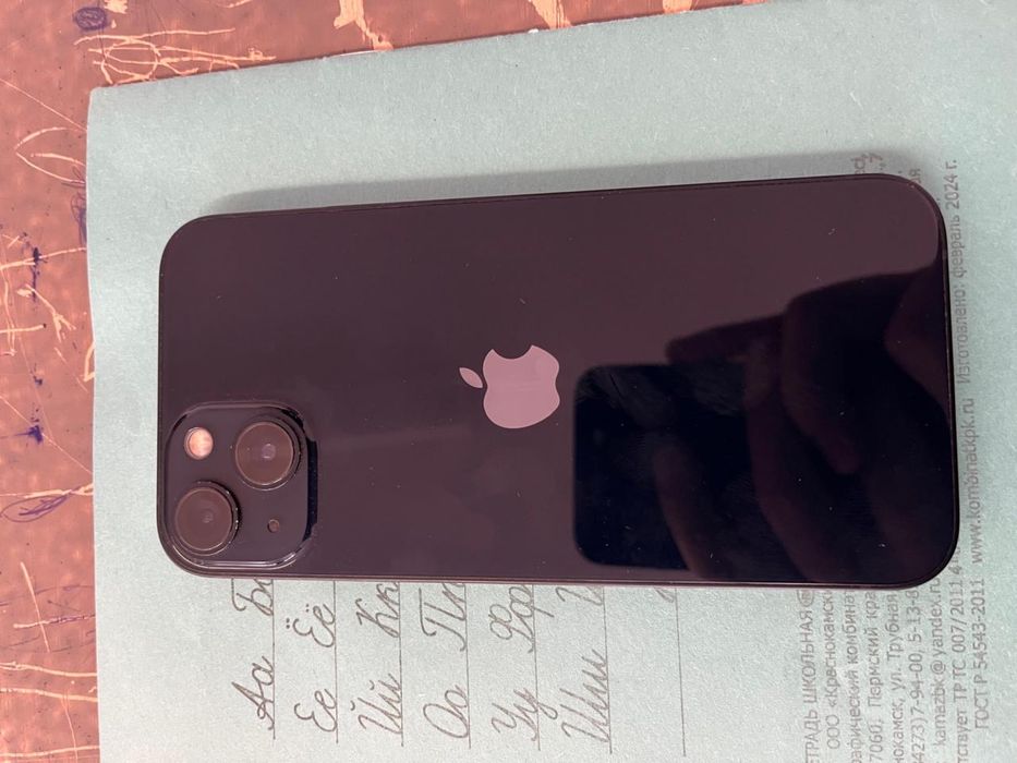 Продам айфон 13 128 гб