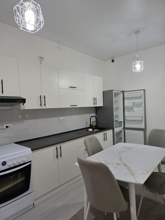 Метро "Олмос"(4-бекат) ЖК "Asalom havo". 2/4/9. Всё новое. Маклер