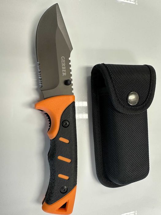 Продавам нож - Gerber Assassin's Creed