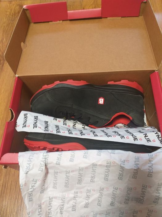 Нови работни обувки BRYNJE- номер 43