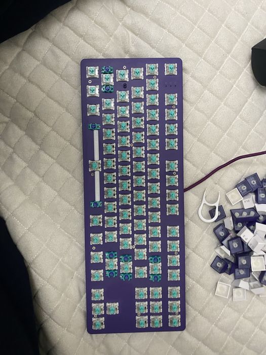 Продается клавиатура dark project one