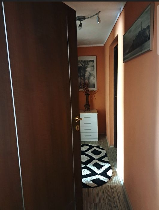 Vând în rate casa construcție 2010