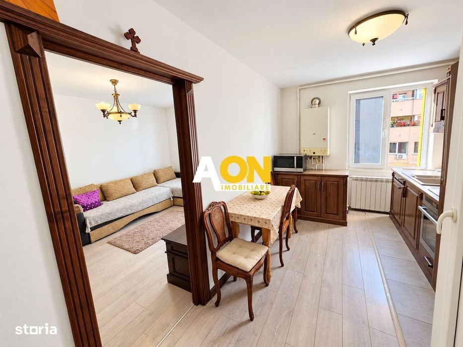 Apartament 2 camere, 53 mp utili, mobilat, utilat, etaj 3, Centru