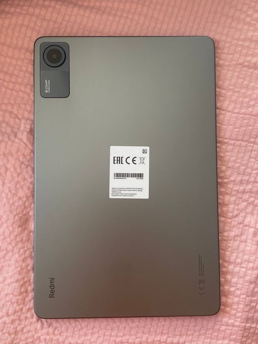 Продам планшет Redmi Pad SE в отличном состоянии