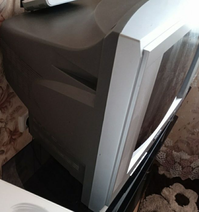 Продаётся телевизор рабочий в очень хорошем состоянии.