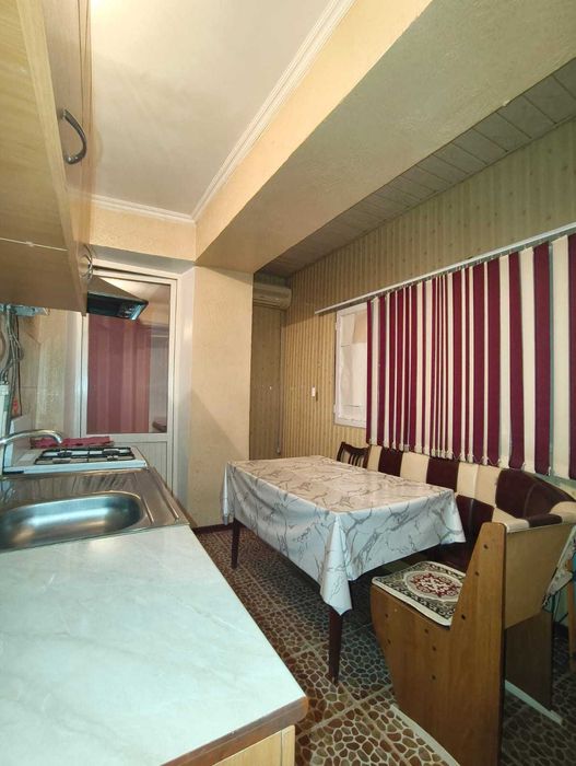 Продаётся 2-комнатная квартира в мкр.НУРСАТ. Этаж: 5/5. КИРПИЧНЫЙ ДОМ