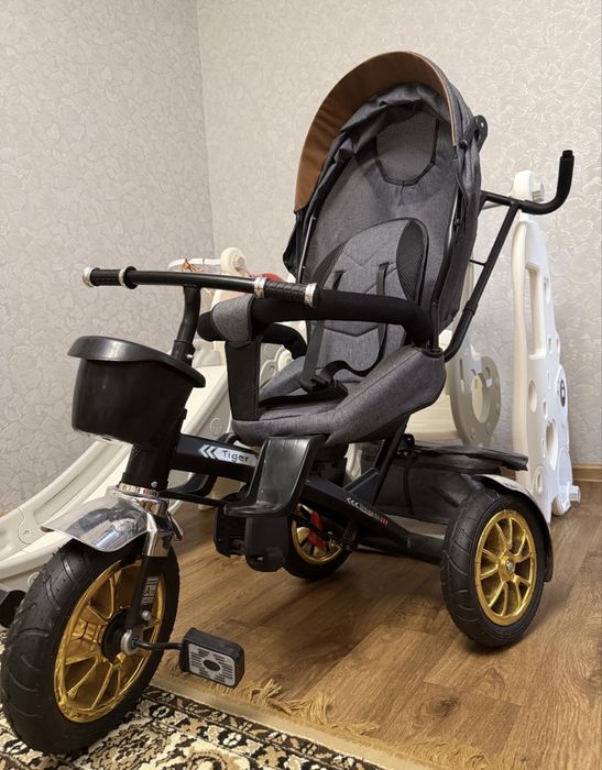 Велосипед трехколесный