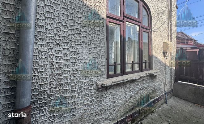 Casă de vânzare cu 3 camere