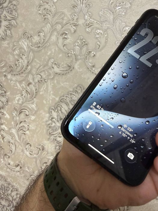 Айфон 11 64гб продам