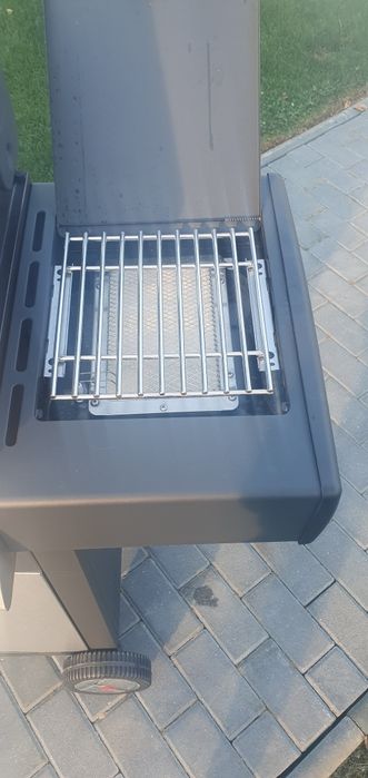 Gratar pe gaz cu 5.1 arzatoare Grill Chef Landmann 05855 grile din inox, sear burner