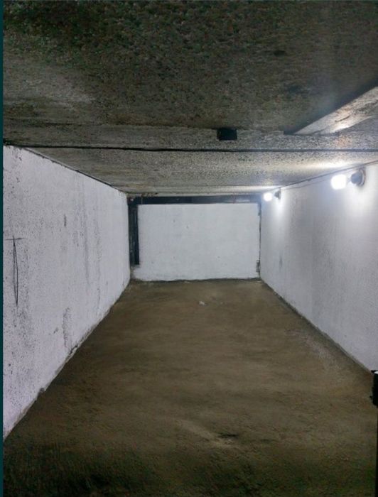 Срочно сдаётся сухой гараж