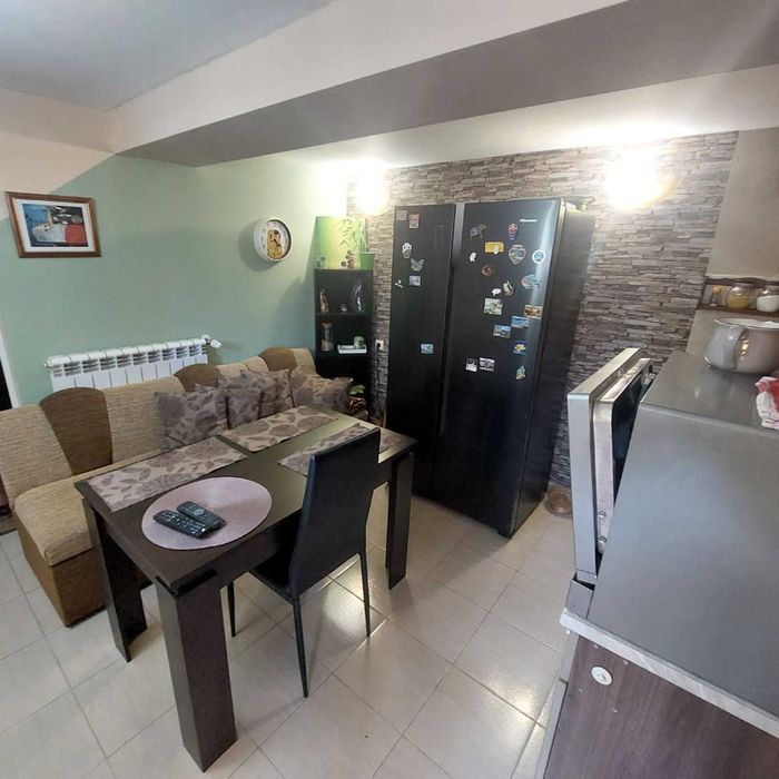 Дава се под наем Къща в с. Змейово, Област Стара Загора - 120 кв.м за 612 € - Снимка #20