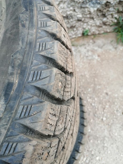 шины 245/55/r19 продам