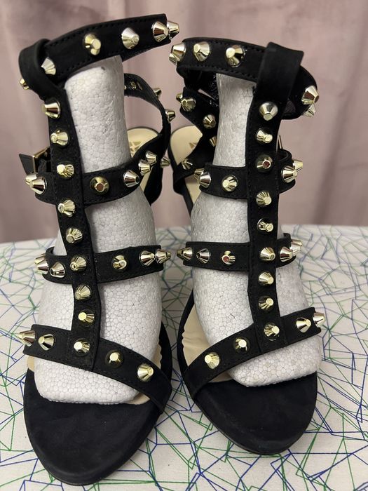 Sandale Carinii din piele , nr 39