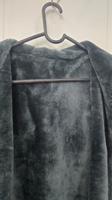 Продам дубленку шубу женскую мутон