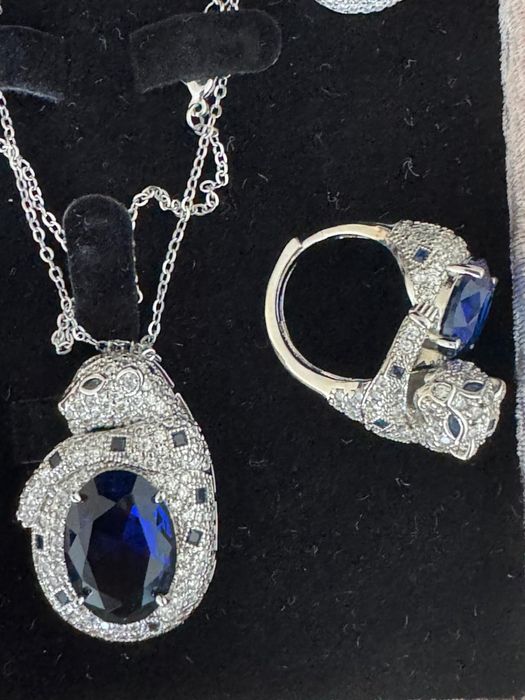 *НОВ* Комплект дамско колие, пръстен и обици, collier, jewellery set