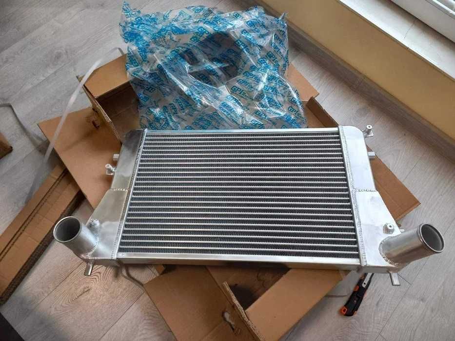 Интеркулер за Audi A3S3 8P,TT,TTS;VW Golf 5 GTI,Golf 6 GTI,Scirocco3