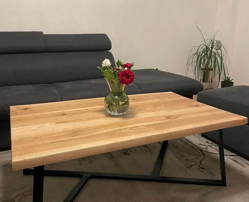 Холна маса от масив