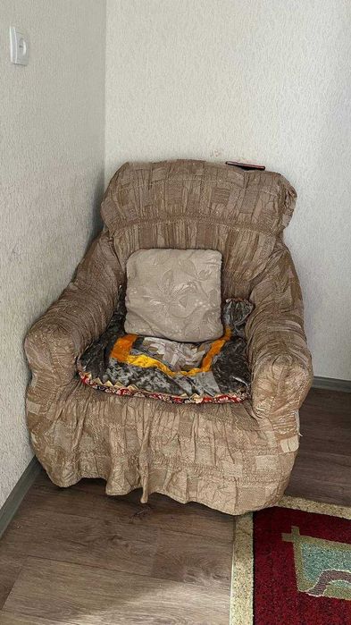 Продаю Кресло                                             .
