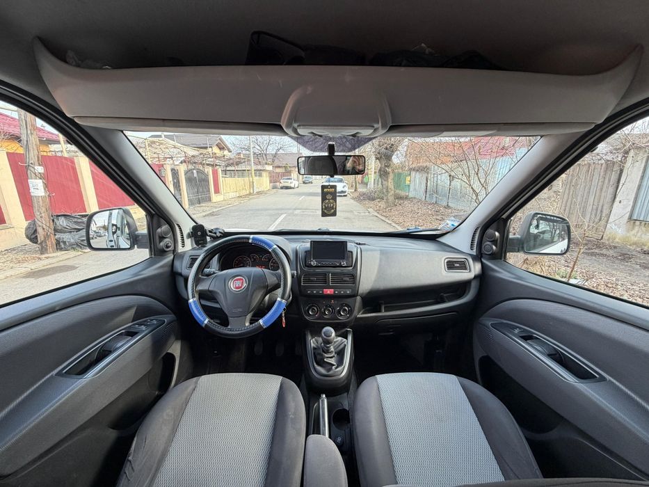 Fiat Doblo   2010