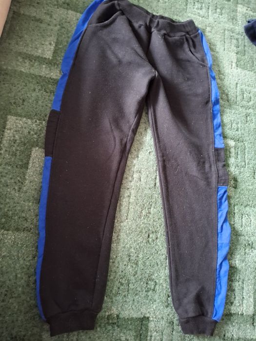 Продам детские вещи