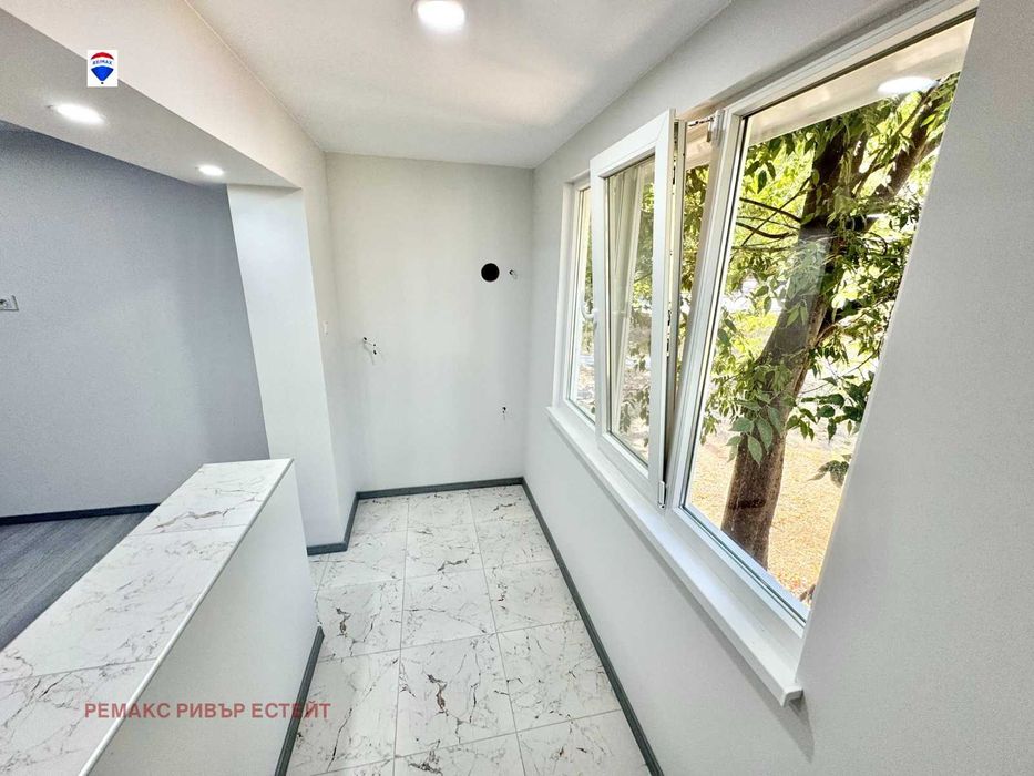 Продава се Едностаен апартамент в Русе, Дружба 1 - 38 кв.м за 1498 €/кв.м - Снимка #3