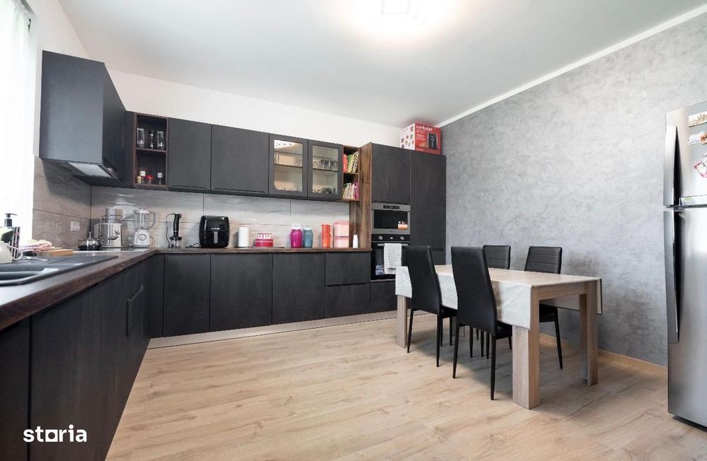 Casă modernă de vânzare în Santandrei – confort si finisaje premium