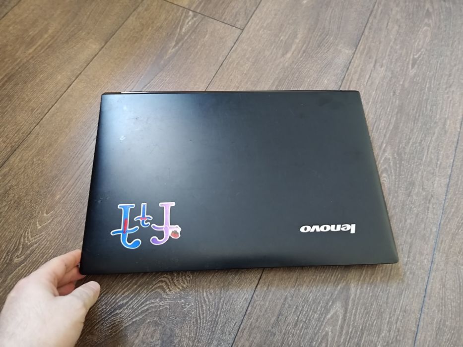 Leptop Lenovo b50