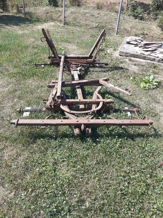 Car vechi fără roti