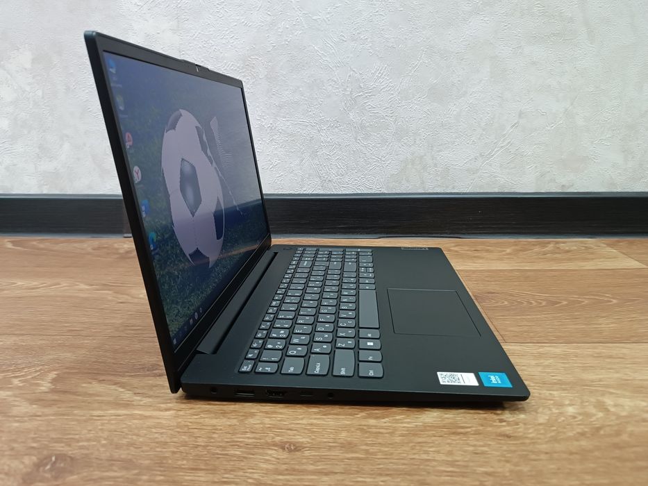 Ноутбук Lenovо ОЗУ 8ГБ, SSD m.2 256Гб.