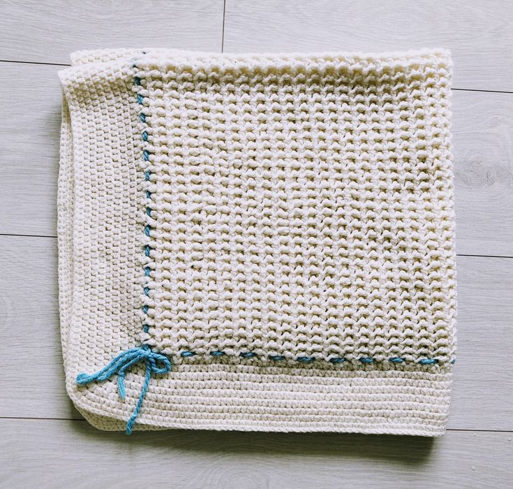 Бебешко вълнено одеяло