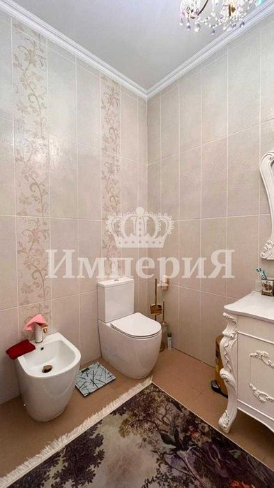 Срочно продатся ДОМ в центре. СУЛТАН Империя.