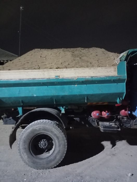 Кленис,Щебень,Кампот,Кирпич,Блуга,Шлакоблок и другие достафкий