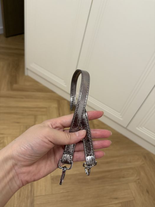 Продам сумочку из натур кожи