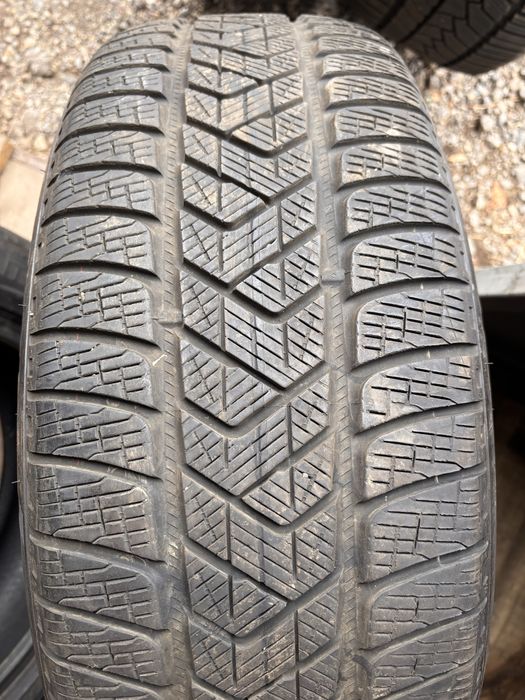 235/60/19 Pirelli 2 бр 2025
