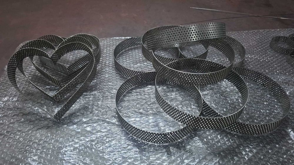 Cercuri din inox perforat si neperforat.