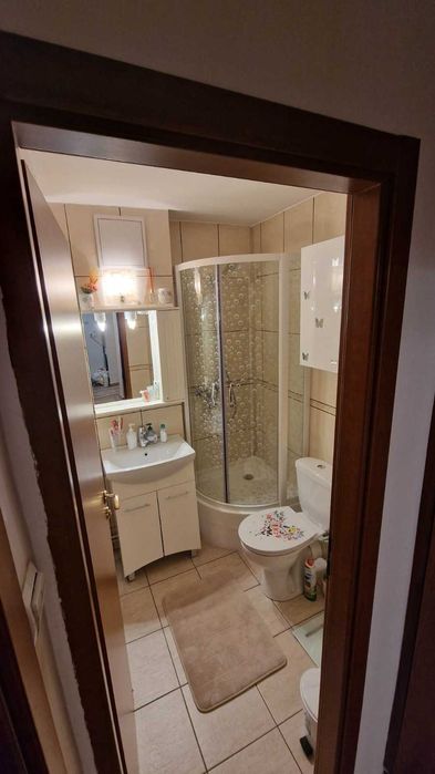 Vand apartament 4 camere