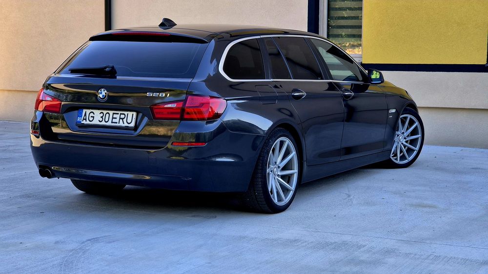 BMW 528i XDrive 245CP