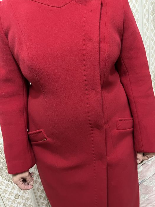 Продам пальто 52 рр