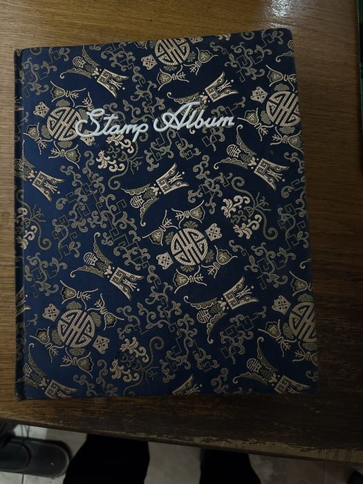 Vand 4 albume clasoare