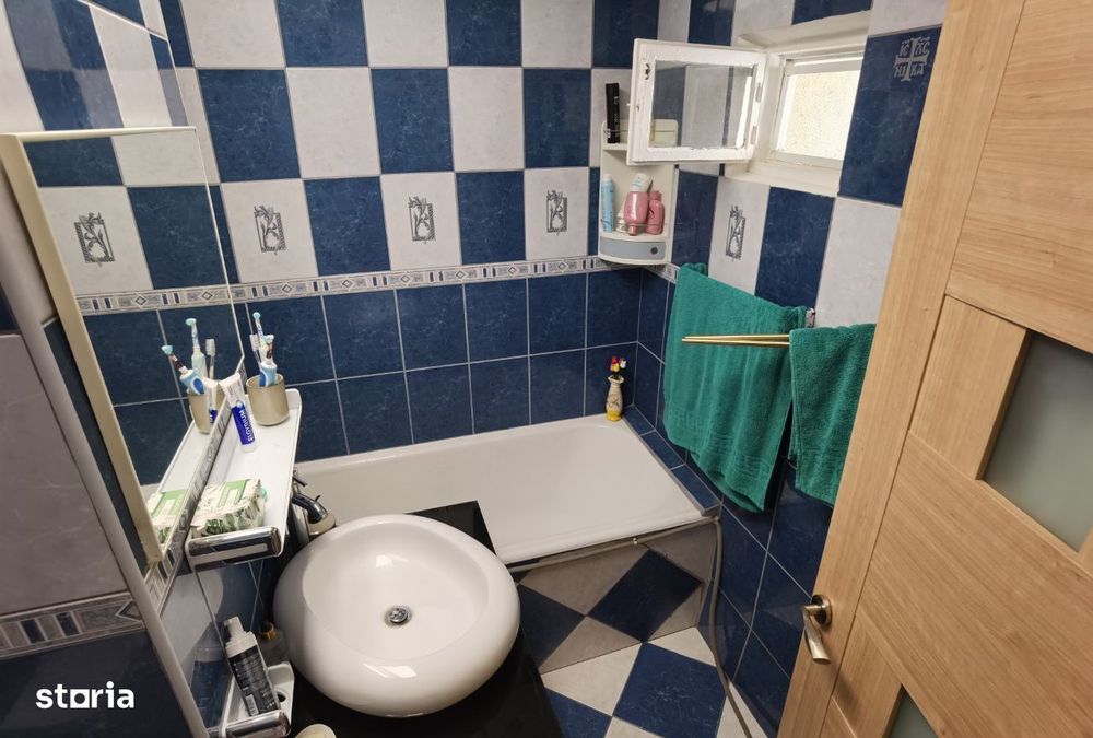 De vanzare 3 camere Lacul Tei