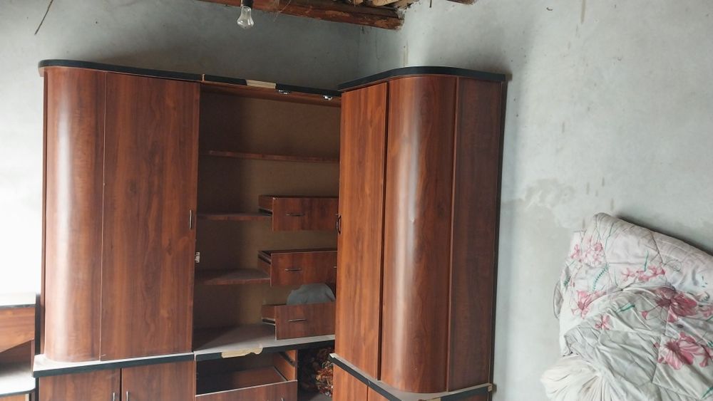 Mebel sotiladi trimo tumbuchkalari bilan