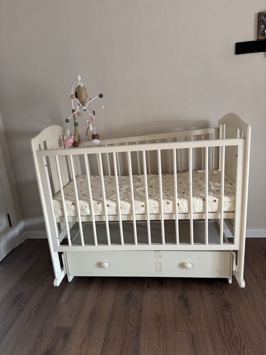 детская кроватка