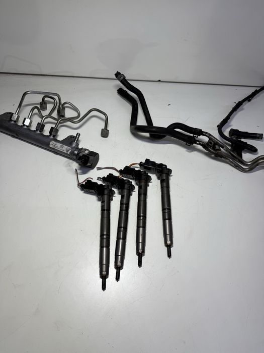 Инжектор за гориво дюзи Bosch VW AUDI SEAT SKODA 2.0 TDI 03L130277