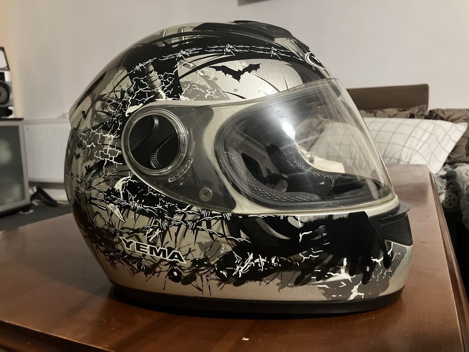 Мотошлем не пользованный