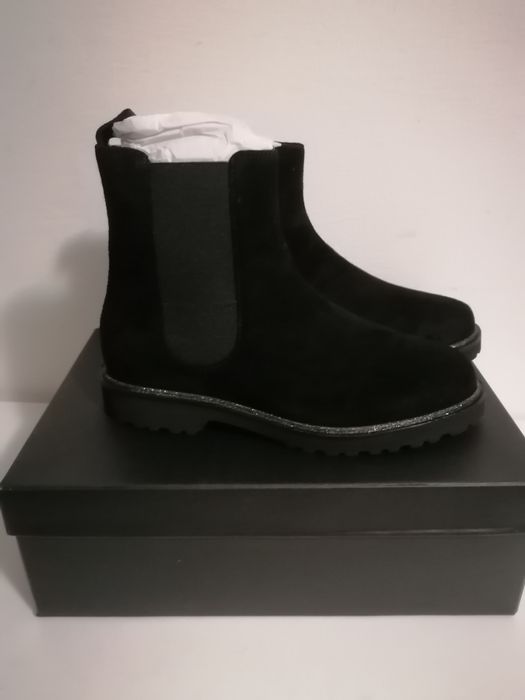 Ghete noi piele naturala nr 37