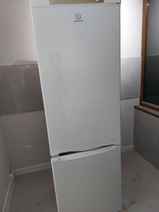 Холодильник Индезит